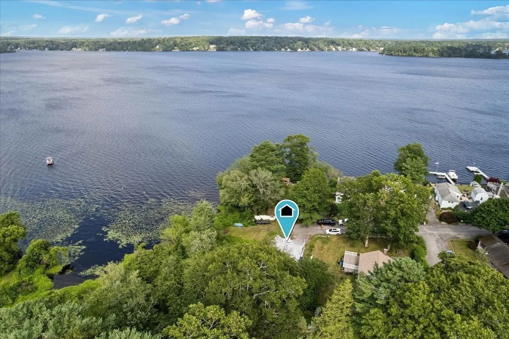 15 Charles St, Lakeville