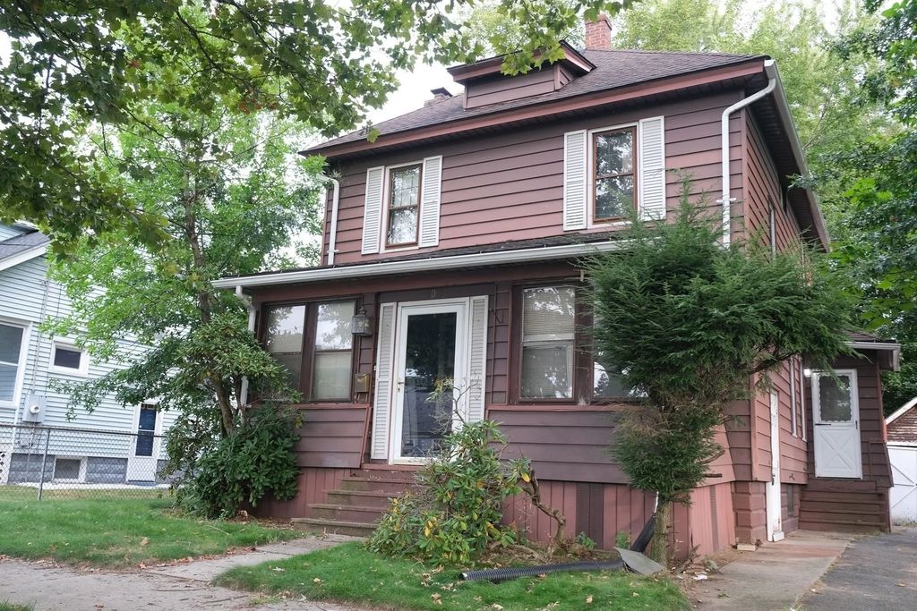 103 Farnsworth St, Springfield