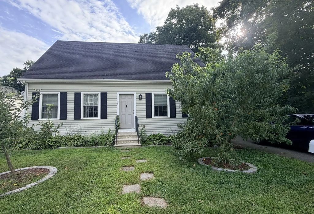 21 School Street, Westborough