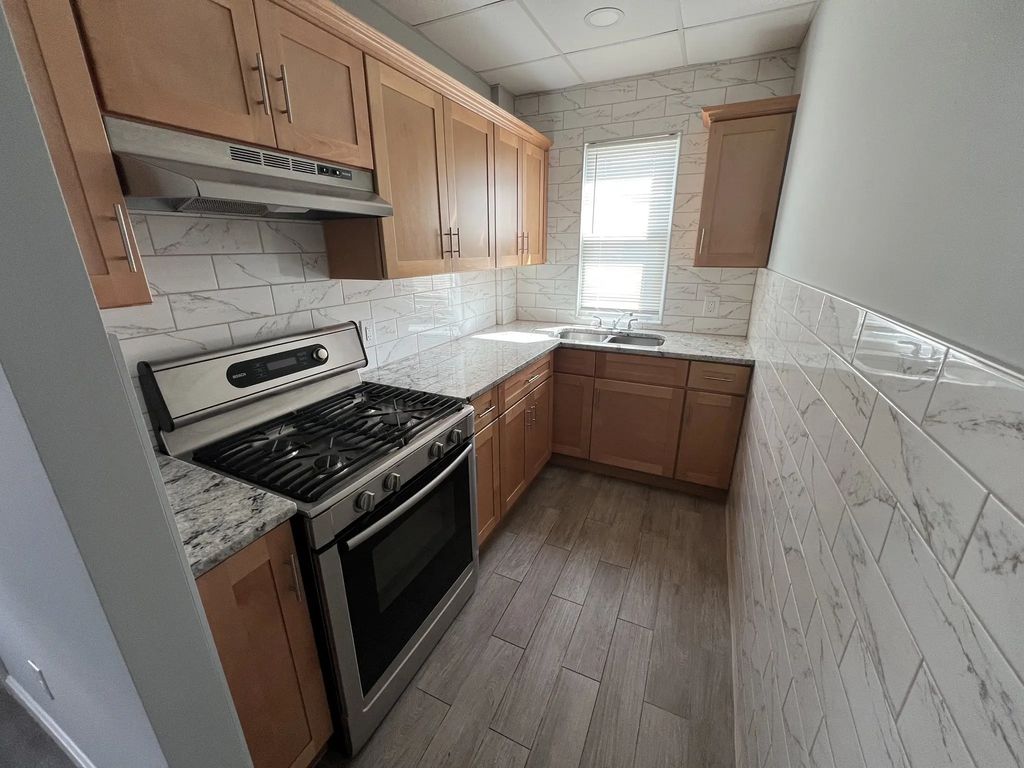 54 Bullard #2, New Bedford