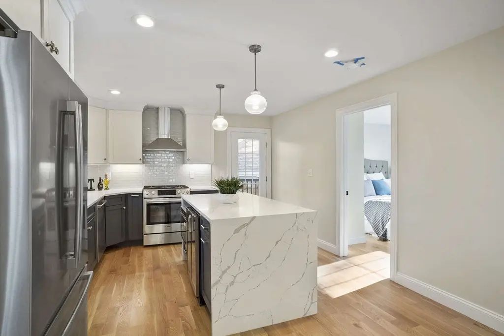 61-r Prescott St #1, Somerville