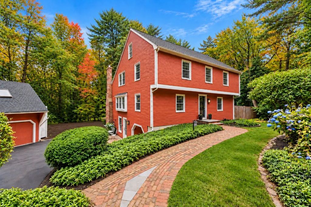 8 Partridge Hill Rd, Southborough