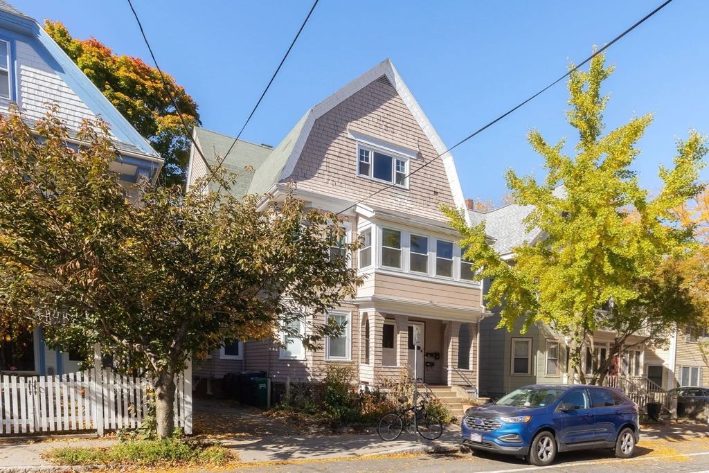 103 Fayerweather St #2, Cambridge