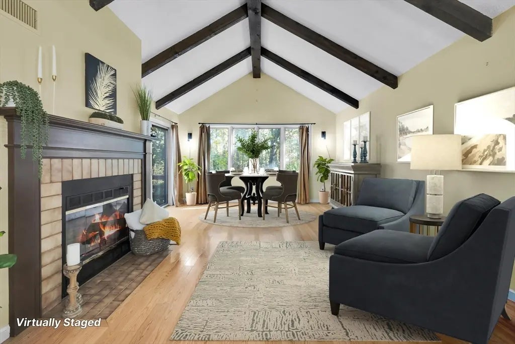 38 Bentwood Dr #38, Sturbridge