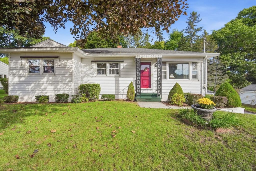 6 Sasur St, Palmer