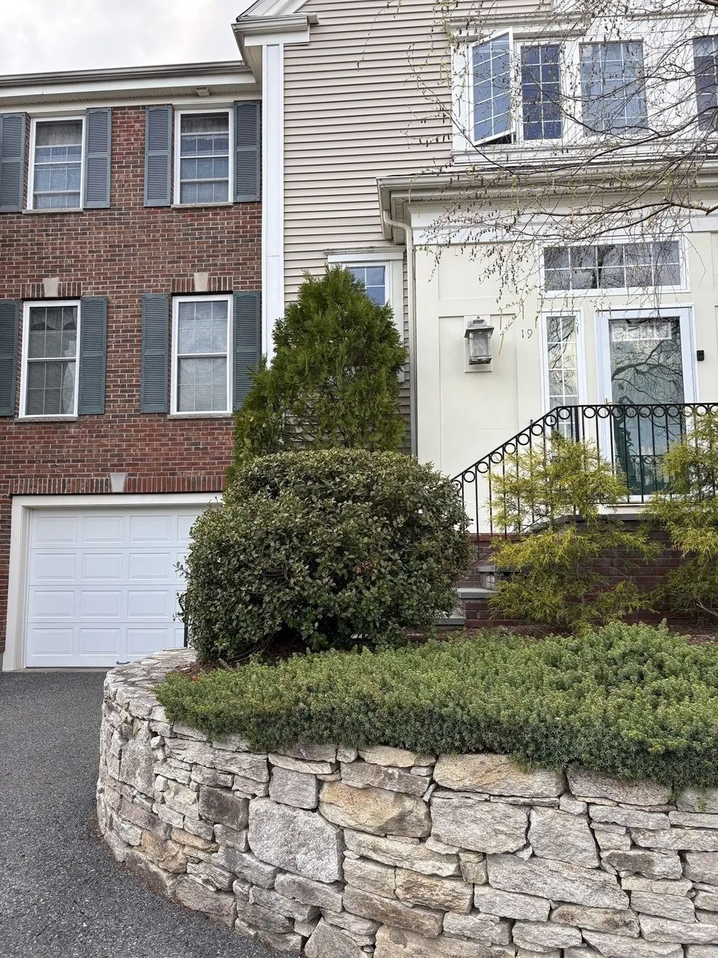 19 Imperial Ct #19, Westborough