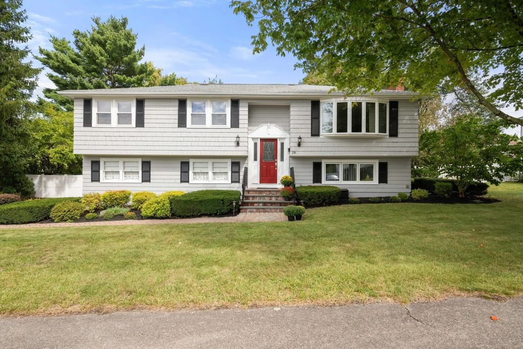 28 Evergreen Avenue, Braintree