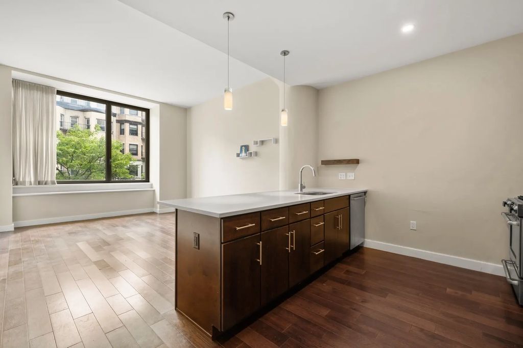 43 Westland Avenue #202, Boston