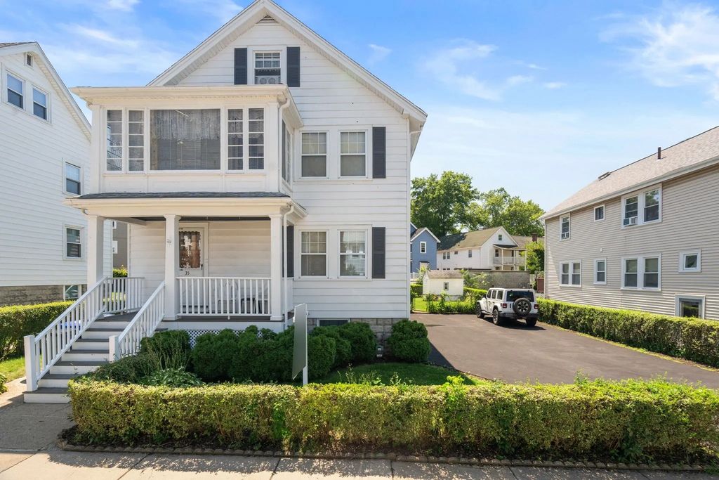 35 Trapelo St #1, Boston