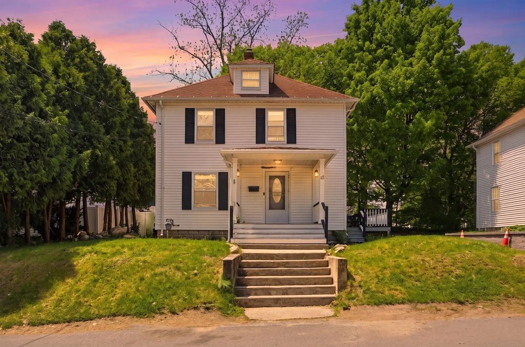 28 Parker Hill Ave, Milford