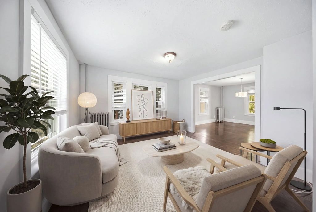 28 Parker Hill Ave, Milford