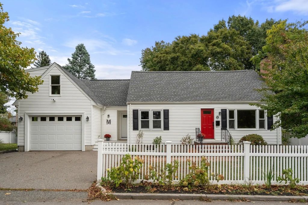 358 Central Ave, Dedham