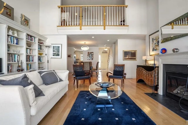 6 Maple Ln #6, Marshfield