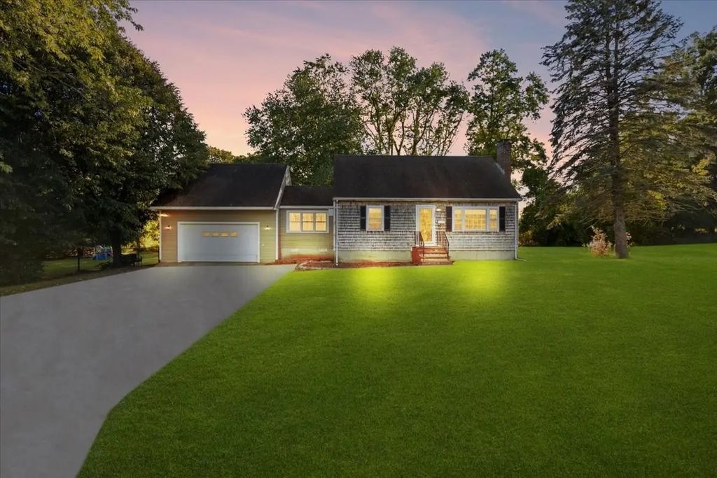 337 Thatcher Street, Brockton