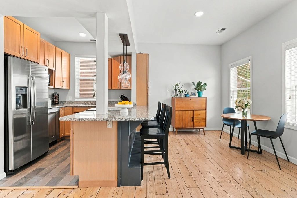 50 Sullivan #2, Boston