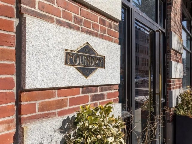 320 W 2nd St #407, Boston