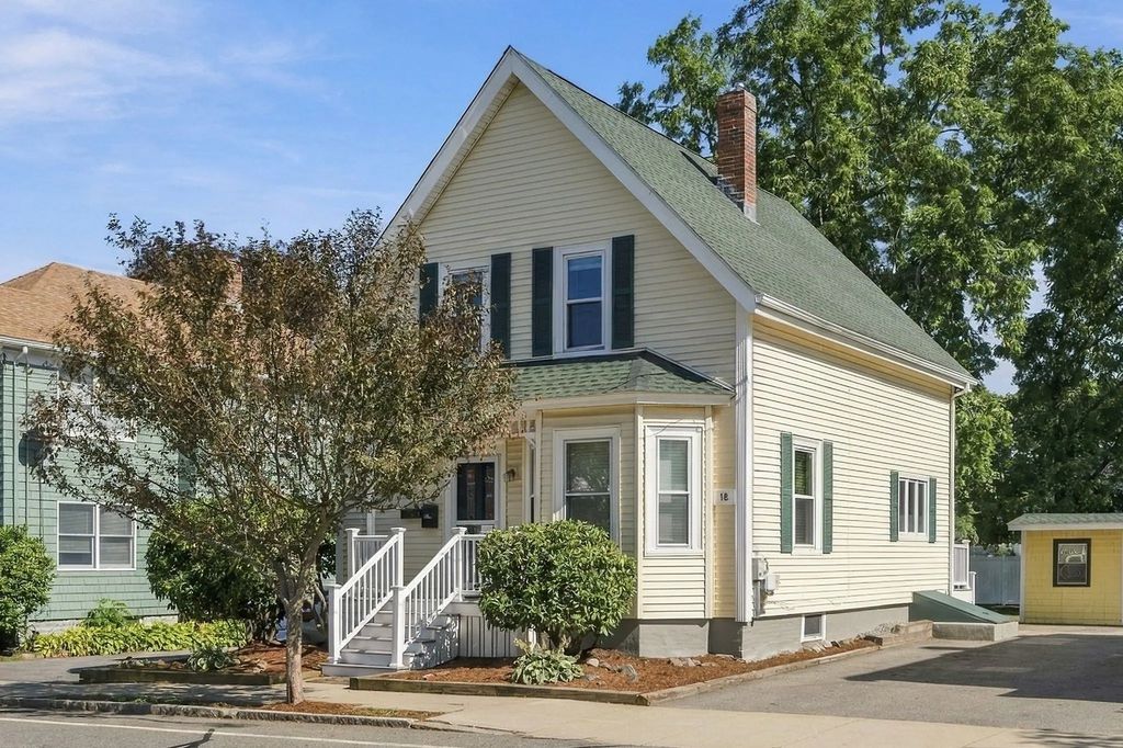 18 Kernwood Ave, Beverly