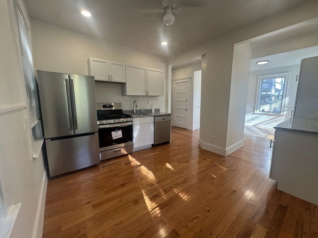 100 Franklin St #1, Brookline