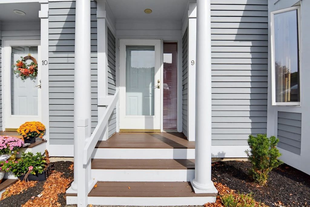 9 Landing Dr #9, Methuen