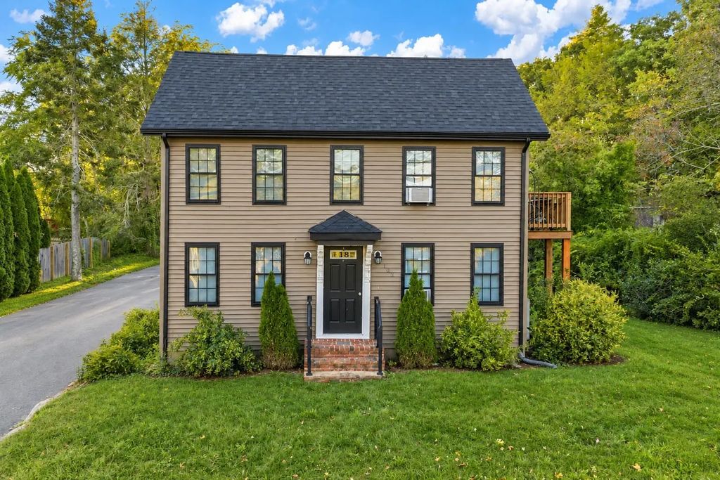 102 Jerome St, Berkley