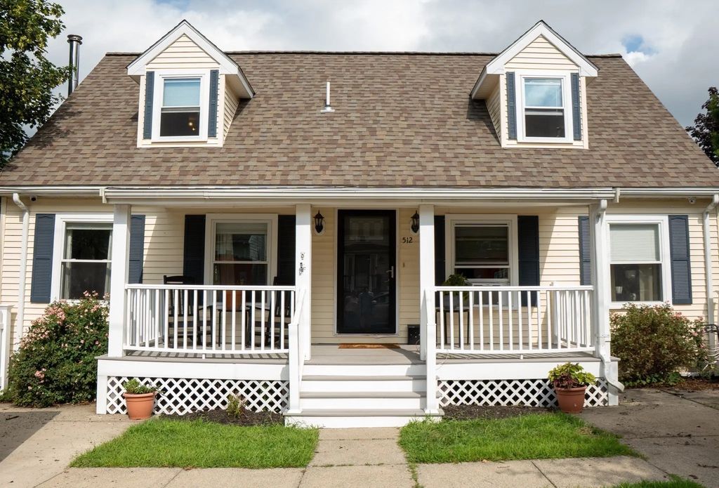 512 Prescott St, New Bedford