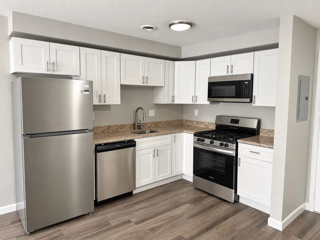 55 David Terrace #24, Norwood