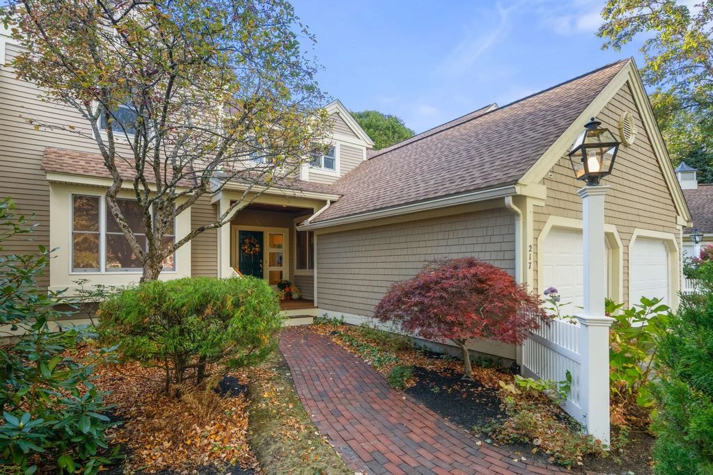 217 Nobscot Road #217, Sudbury