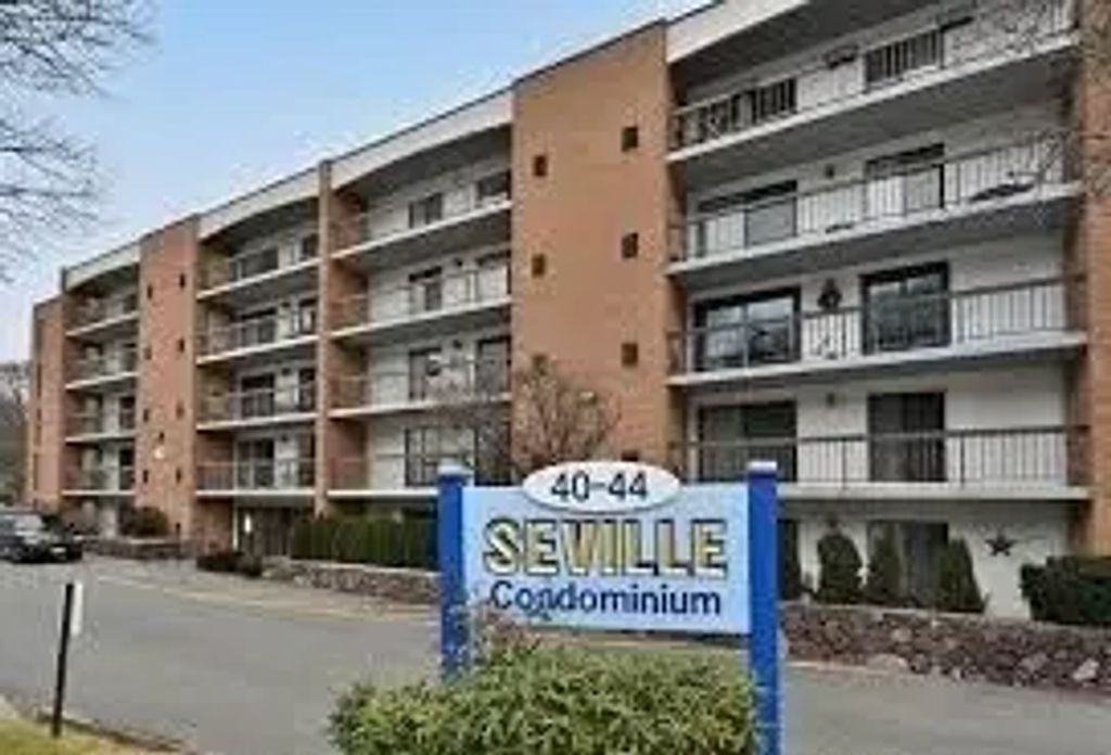 40 Main Street #308, Stoneham