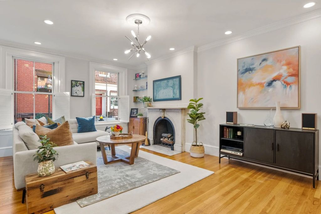 41 Pinckney Street #1, Boston