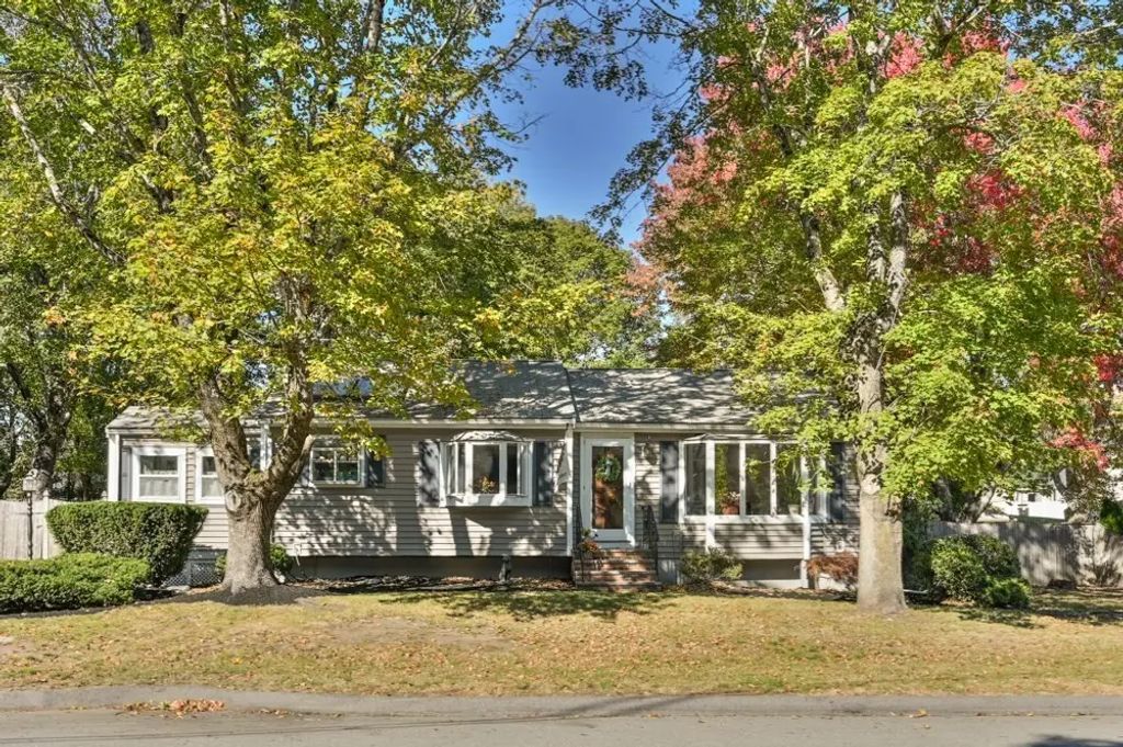 5 Barbara Ave, Wilmington