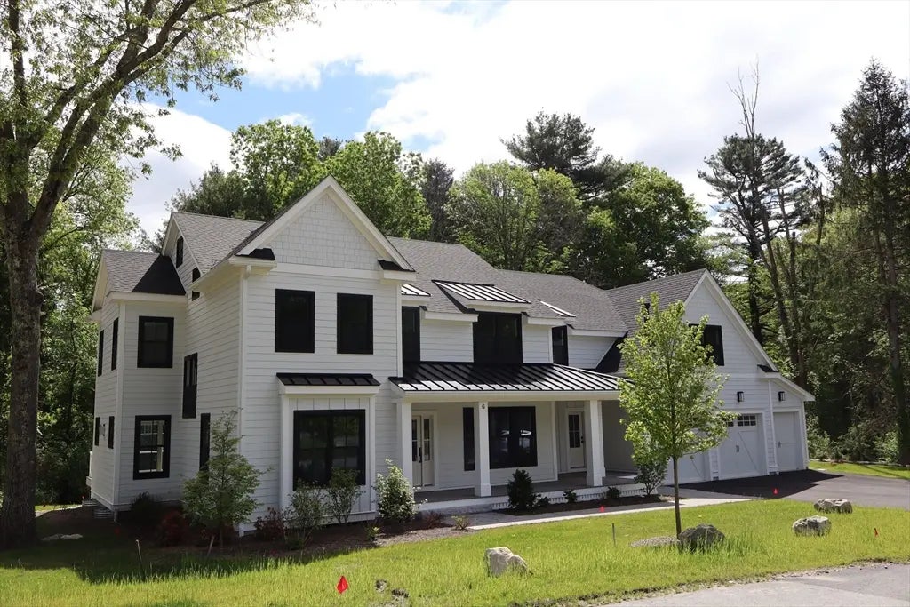 6 Clifford Lane, Weston