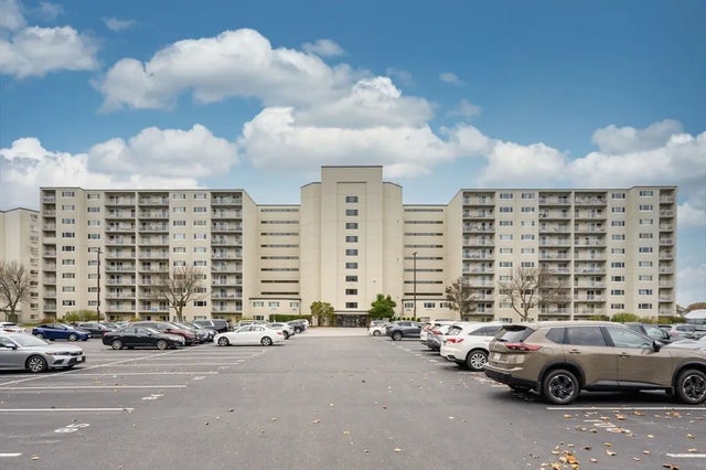 200 Cove Way #304, Quincy