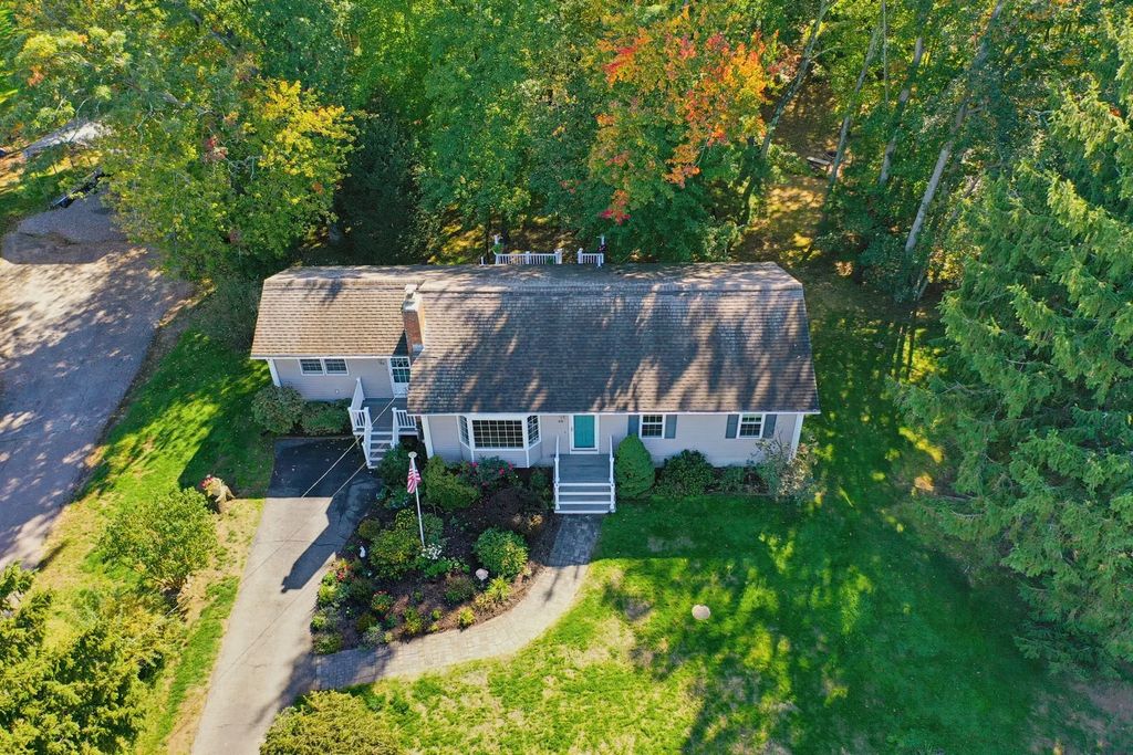86 & 0 Morse Ave., Attleboro