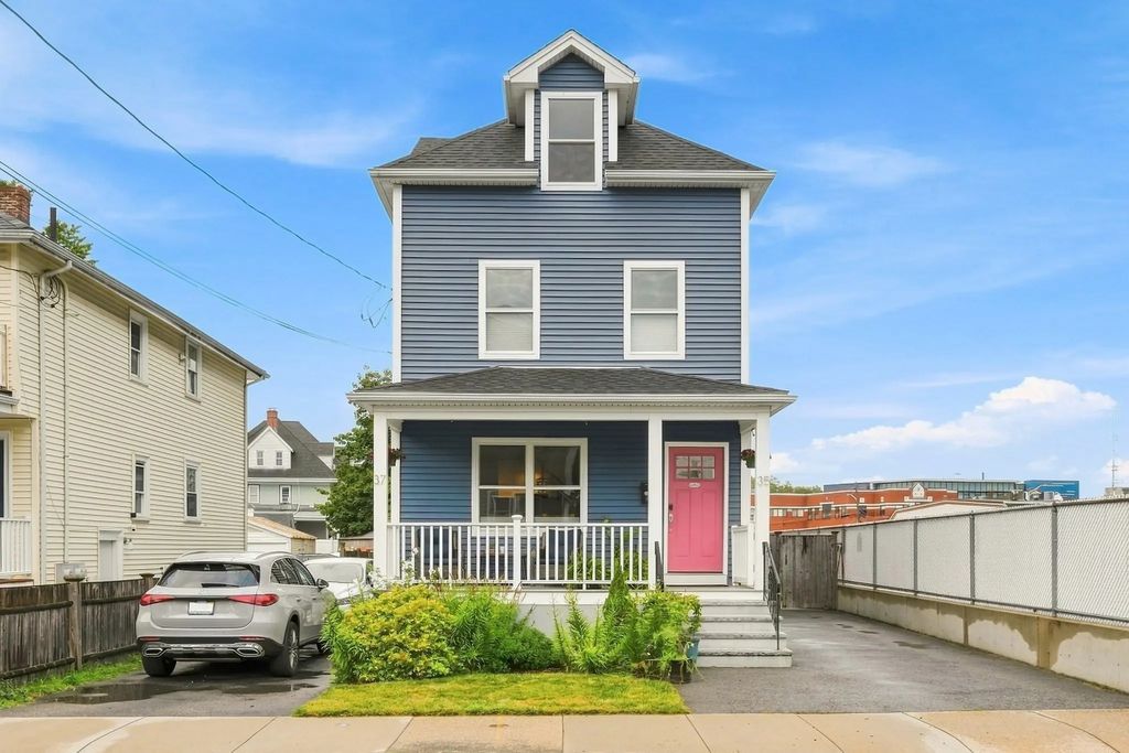 35 Thomas St #35, Medford