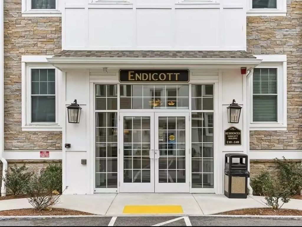 320 Middlesex Ave #e104, Medford
