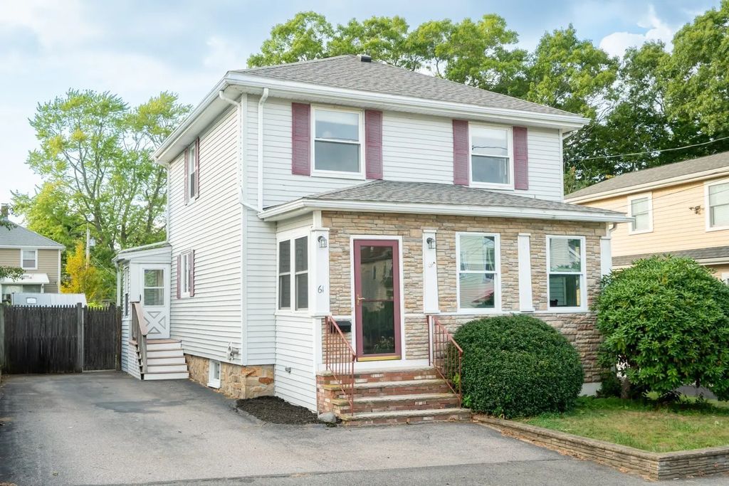 61 Edgemont Rd, Braintree