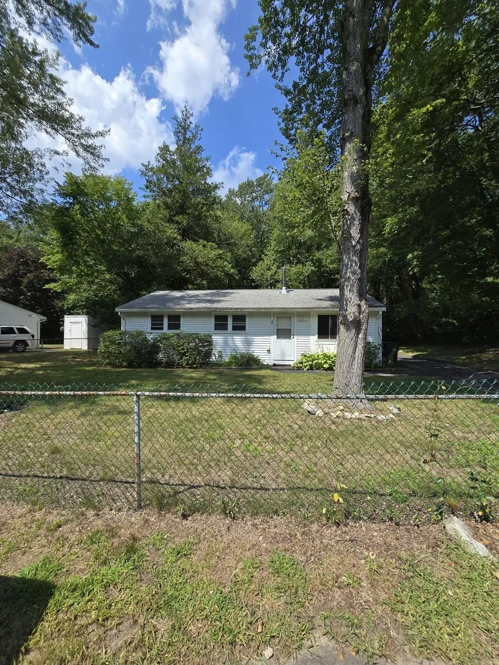 41 Potter Dr, Bellingham