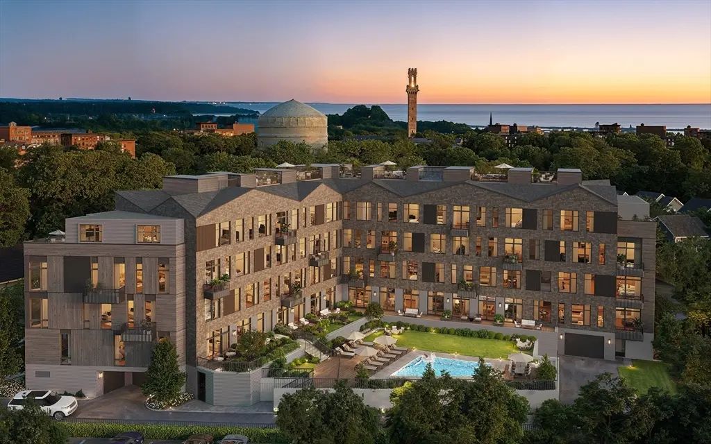 44 Captain Berties Way #407, Provincetown