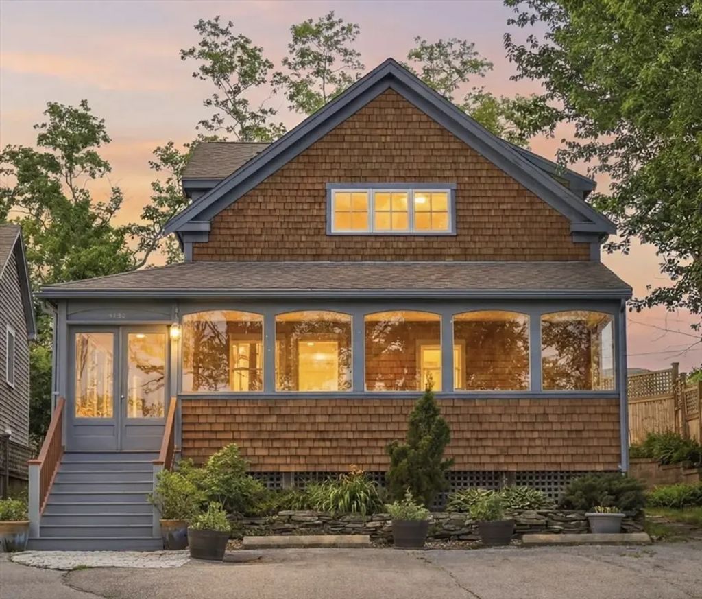 9 A Holway, Provincetown