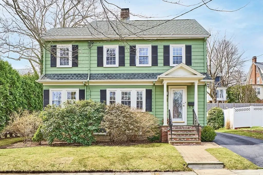 74 Van Ness Road, Belmont