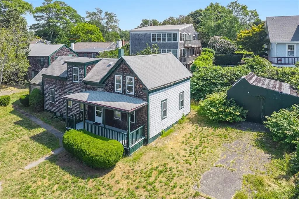 37 Pearl Street, Provincetown