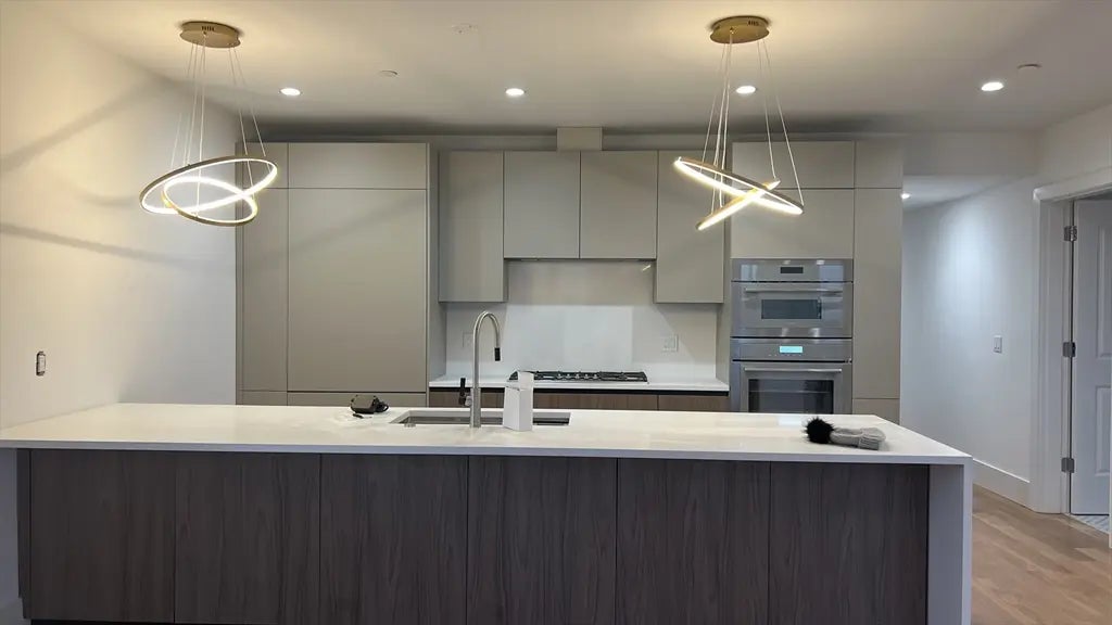 726 E 8th Street #3, Boston