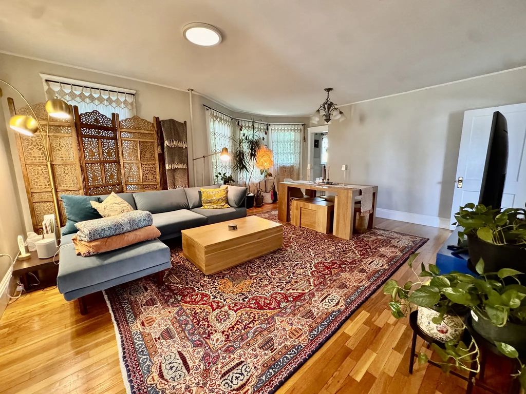 89 Burget Ave #2, Medford