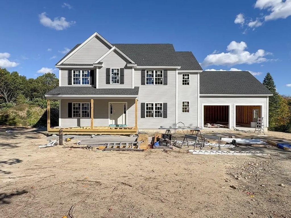 232 West Townsend Rd, Lunenburg