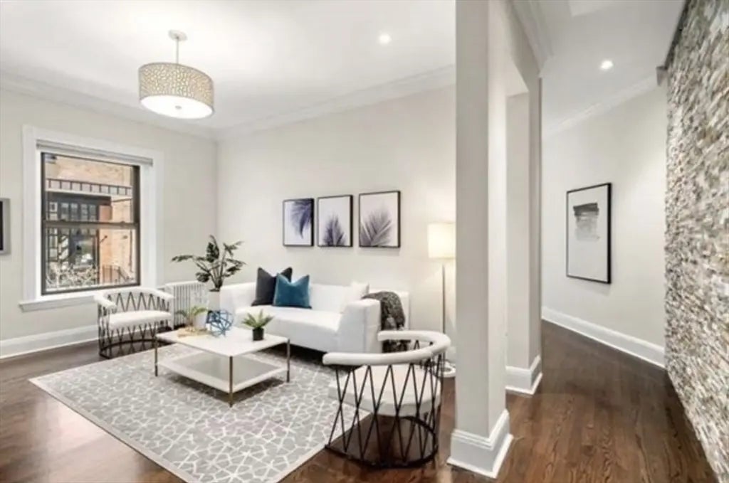 382 Commonwealth Ave #13, Boston