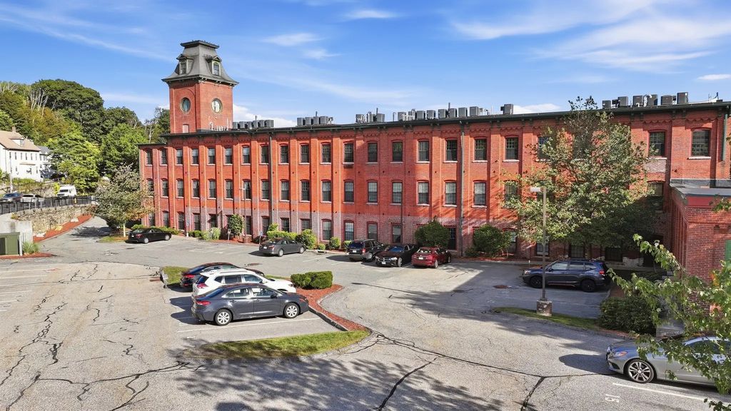 1511 Main Street #c203, Worcester