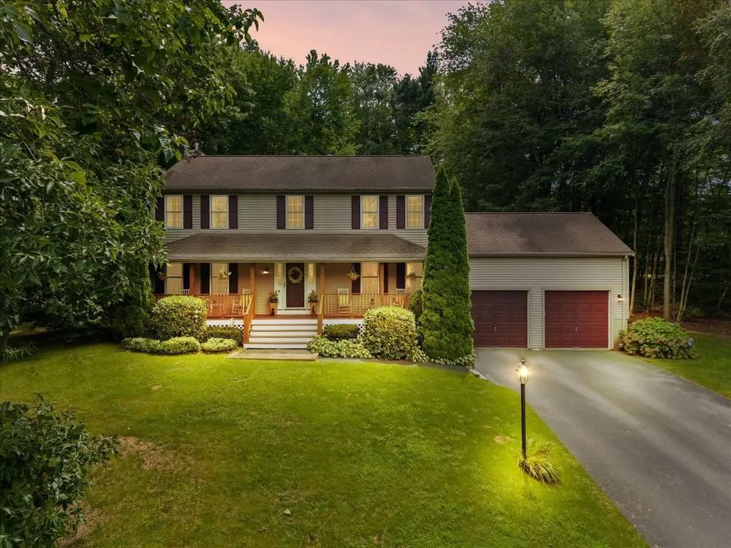 194 Woodlawn Street, Taunton