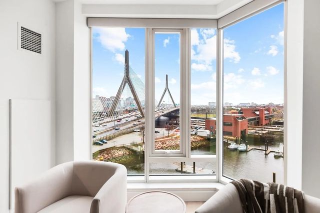 100 Lovejoy Wharf #8-h, Boston