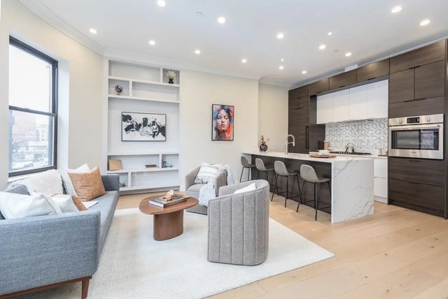 577 Massachusetts Ave. #3, Boston