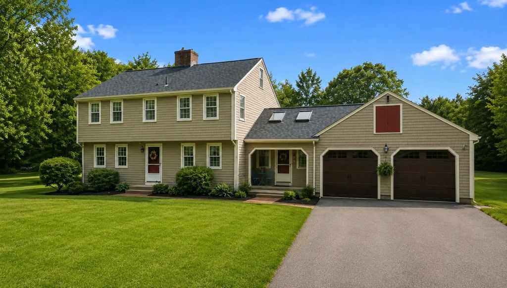 25 Pamden Ln, Seekonk